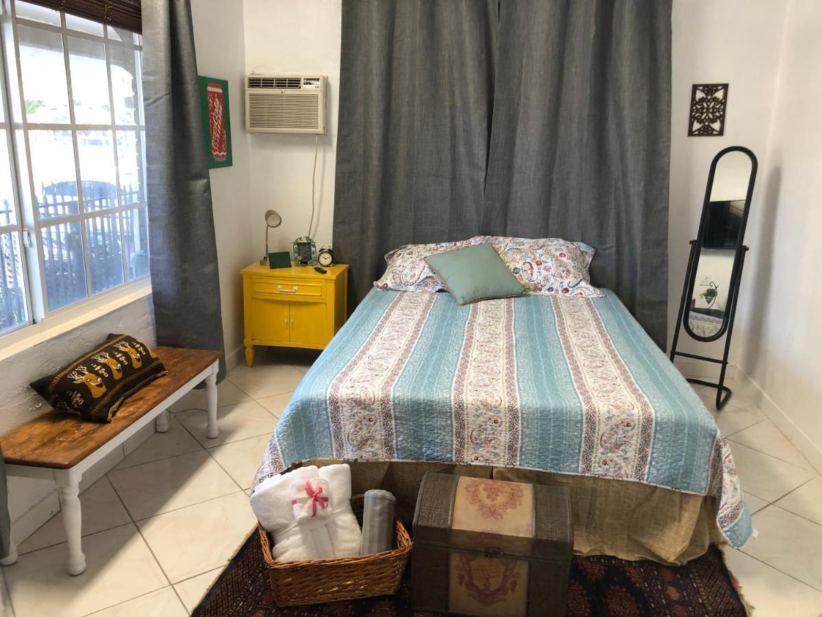 Private Room In The Heart Of Calle Ocho ไมอามี ภายนอก รูปภาพ