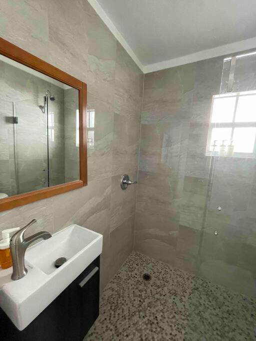 Private Room In The Heart Of Calle Ocho ไมอามี ภายนอก รูปภาพ